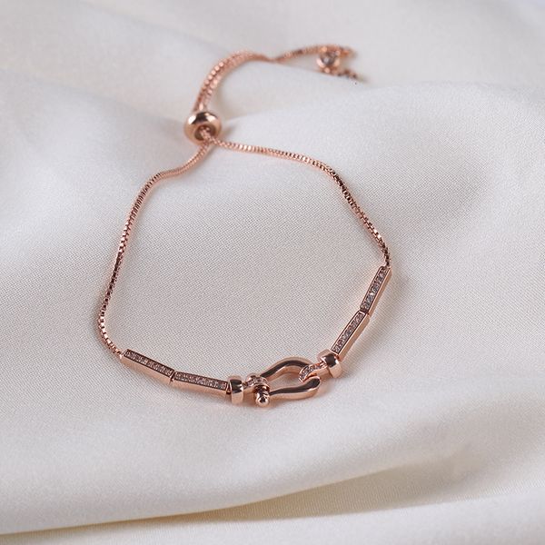 bracelet horseshoe shaped micro inlaid female korean version simple personalized student jewelry mori girlfriend ins minority, Golden;silver
bracelet horseshoe shaped micro inlaid female korean version simple personalized student jewelry mori girlfriend ins minority, Golden;silver