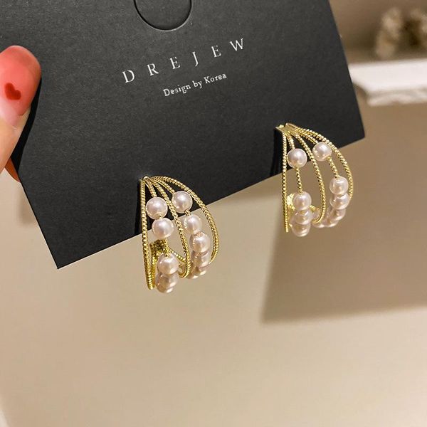 hoop & huggie c shaped multi layers earrings gold color simulated pearls for women wedding party vintage jewelry, Golden;silver
hoop & huggie c shaped multi layers earrings gold color simulated pearls for women wedding party vintage jewelry, Golden;silver