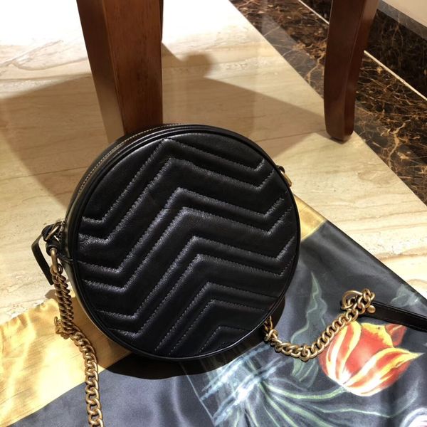 fashions men's women's bag product series popular factory direct sales shoulder bags bag classic designer high capacity luxurious
fashions men's women's bag product series popular factory direct sales shoulder bags bag classic designer high capacity luxurious