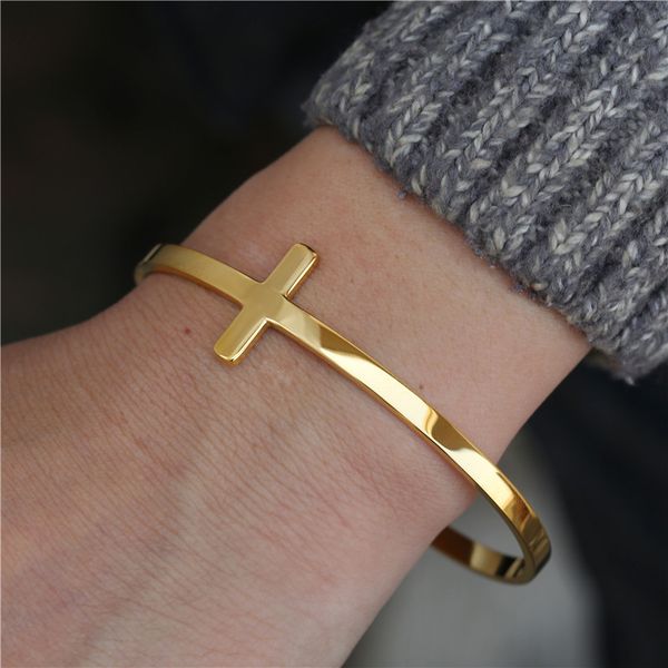 bracelet hip hop jewelry stainless steel naked cross open bracelet black men's and women'ssimple style
bracelet hip hop jewelry stainless steel naked cross open bracelet black men's and women'ssimple style