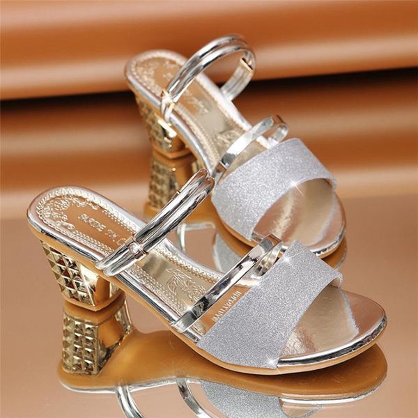 chaussures femme 2021 fashion women summer square high-heeled shoes slipper bright colors sandals sandalia feminina, Black
chaussures femme 2021 fashion women summer square high-heeled shoes slipper bright colors sandals sandalia feminina, Black