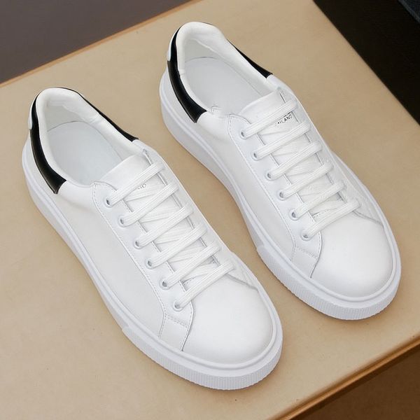2021 new platform casual shoes italian fashion men's open designer sports shoes black and white leather flat bottom coach 40-45
2021 new platform casual shoes italian fashion men's open designer sports shoes black and white leather flat bottom coach 40-45
