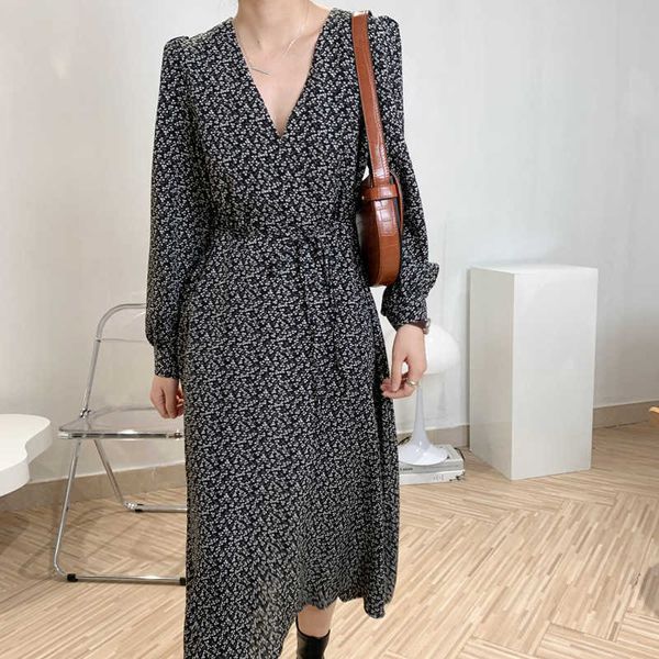 floral dress women long sleeve spring elegant casual a-line v-neck black autumn maxi dresses for lady roupas femininas 210625, Black;gray
floral dress women long sleeve spring elegant casual a-line v-neck black autumn maxi dresses for lady roupas femininas 210625, Black;gray