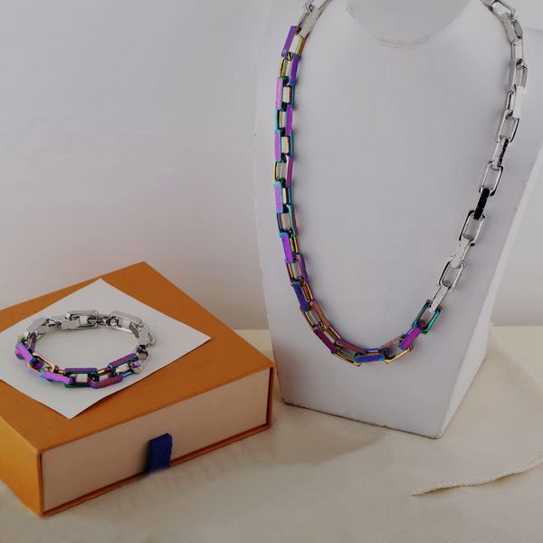 europe america fashion necklace bracelet men silver black gold-colour multicoloured metal engraved v letter flower pattern thick chain jewel
europe america fashion necklace bracelet men silver black gold-colour multicoloured metal engraved v letter flower pattern thick chain jewel