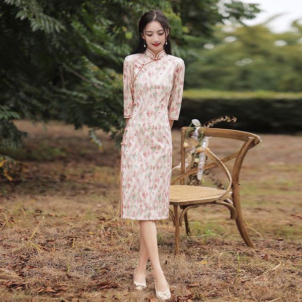 ethnic clothing cheongsam 2021 high-end elegant autumn young girl retro improved chinese style daily dress, Red
ethnic clothing cheongsam 2021 high-end elegant autumn young girl retro improved chinese style daily dress, Red