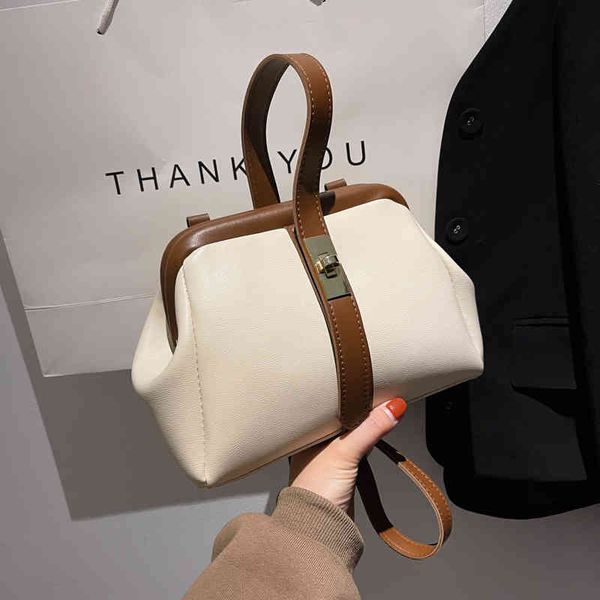 french minority bag women's 2021 new ins high sense portable clip shell versatile one shoulder messenger bag
french minority bag women's 2021 new ins high sense portable clip shell versatile one shoulder messenger bag