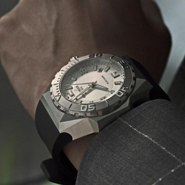 wristwatches reef tiger/rt luxury big sport watches steel case automatic mechanical waterproof rubber strap military rga6903, Slivery;brown
wristwatches reef tiger/rt luxury big sport watches steel case automatic mechanical waterproof rubber strap military rga6903, Slivery;brown