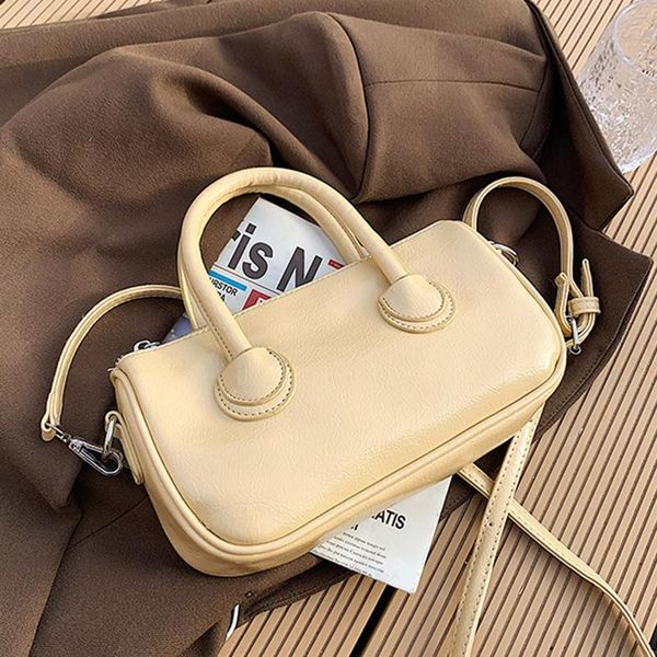 solid color tote armpit bag 2021 fashion high-quality pu leather women's designer handbag casual shoulder bags phone purses 
solid color tote armpit bag 2021 fashion high-quality pu leather women's designer handbag casual shoulder bags phone purses