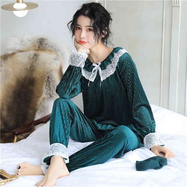 women's sleepwear winter women veet pajamas sets lady thin long sleeves sweet lace pullover shirt & pants female homewear pyjamas, Black;red
women's sleepwear winter women veet pajamas sets lady thin long sleeves sweet lace pullover shirt & pants female homewear pyjamas, Black;red