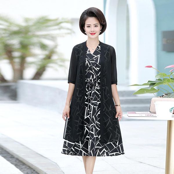 casual dresses 2021 fashion two-piece dress ladies spring and summer foreign style large size loose women's, Black;gray
casual dresses 2021 fashion two-piece dress ladies spring and summer foreign style large size loose women's, Black;gray