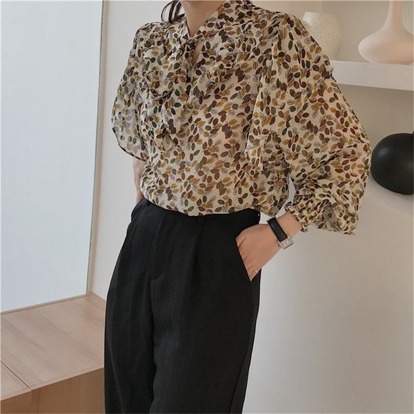 loose plus women print streetwear basic brief gentle chic ol shirt girls sweet blouses femme blusas camisas mujer 210421, White
loose plus women print streetwear basic brief gentle chic ol shirt girls sweet blouses femme blusas camisas mujer 210421, White