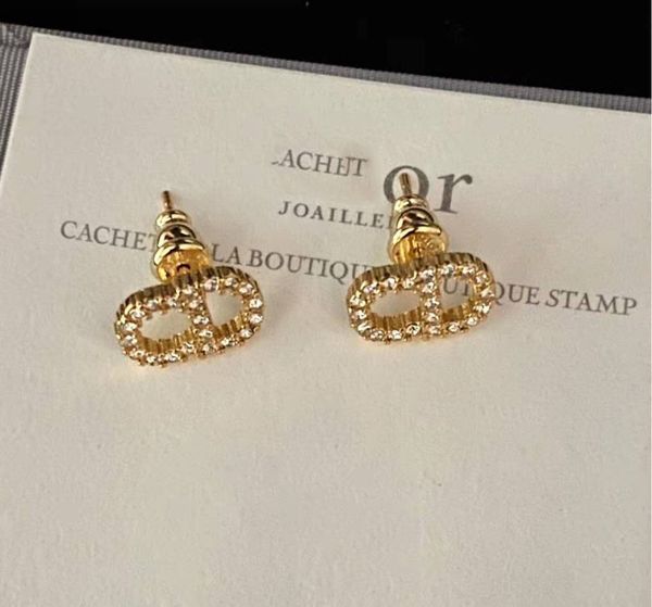 aaa designer jewelry full of letters classic temperament fashion net red earrings self sale, Golden
aaa designer jewelry full of letters classic temperament fashion net red earrings self sale, Golden