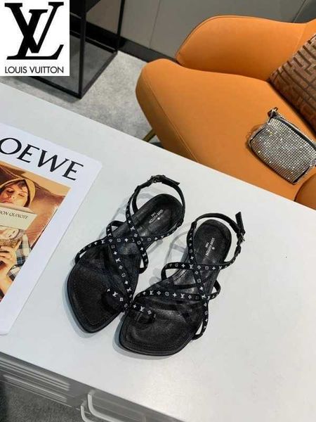 slippers designer shoes luxury slides women sandals casual mules handmade thongs walking tennis yxzx, Black;white
slippers designer shoes luxury slides women sandals casual mules handmade thongs walking tennis yxzx, Black;white