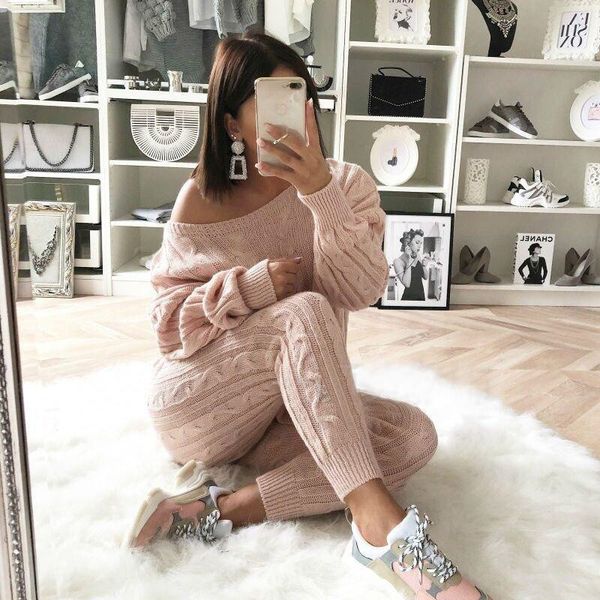 suits casual female two piece designer women sweaters sets crew neck long sleeve spring ladies knit, White;black
suits casual female two piece designer women sweaters sets crew neck long sleeve spring ladies knit, White;black