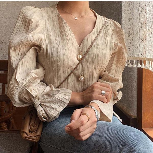 retro elegance casual sweet solid pearls chic fresh loose vintage all match women shirts1, White
retro elegance casual sweet solid pearls chic fresh loose vintage all match women shirts1, White