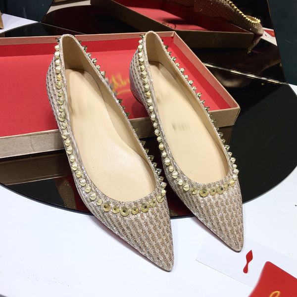 2021 good quality fashion women luxurys designers shoes designer sandals womens luxury high heels sandal dress shoess with box size 35-41 -n, Black 
2021 good quality fashion women luxurys designers shoes designer sandals womens luxury high heels sandal dress shoess with box size 35-41 -n, Black