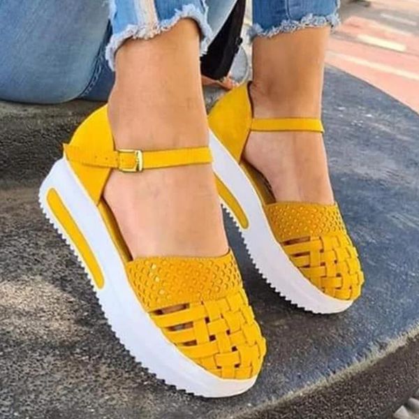 sandals women hole flat summer fashion stitching increased casual platform shoes 2021, Black
sandals women hole flat summer fashion stitching increased casual platform shoes 2021, Black