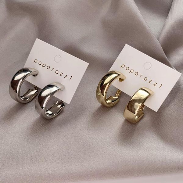 hoop & huggie trendy simple silver color earrings for women girl gold circle round minimalist party 2021 jewelry, Golden;silver 
hoop & huggie trendy simple silver color earrings for women girl gold circle round minimalist party 2021 jewelry, Golden;silver