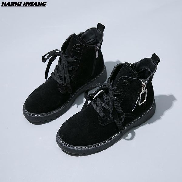 boots harni hwang ankle suede leather women flat platform short booties fashion genuine female autumn winter, Black
boots harni hwang ankle suede leather women flat platform short booties fashion genuine female autumn winter, Black
