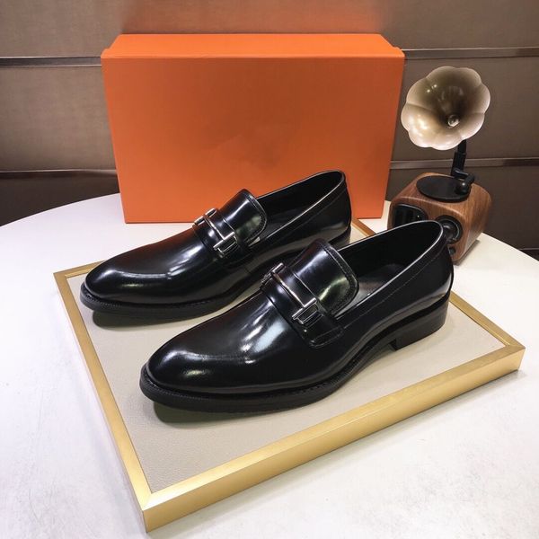2021 mens designer dress shoes leather luxury fashion men casual pointed toe formal prom evening shoe plus size with original box, Black
2021 mens designer dress shoes leather luxury fashion men casual pointed toe formal prom evening shoe plus size with original box, Black