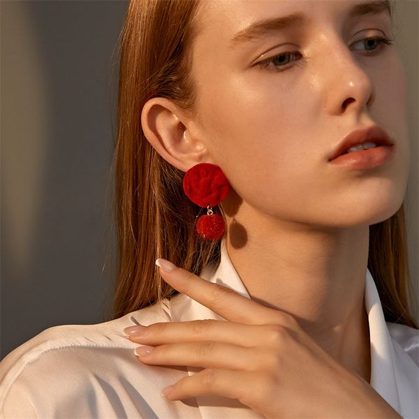 yamog korean winter hair ball stud earrings geometric flannelette round tassel ear nail european women female business party earring jewelry, Golden;silver
yamog korean winter hair ball stud earrings geometric flannelette round tassel ear nail european women female business party earring jewelry, Golden;silver