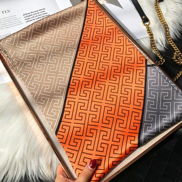 Scarves 2021 90cm Silk Scarf Female High-end Mulberry Long Korean Version Of Wild Fashion Turban, Blue;gray
Scarves 2021 90cm Silk Scarf Female High-end Mulberry Long Korean Version Of Wild Fashion Turban, Blue;gray