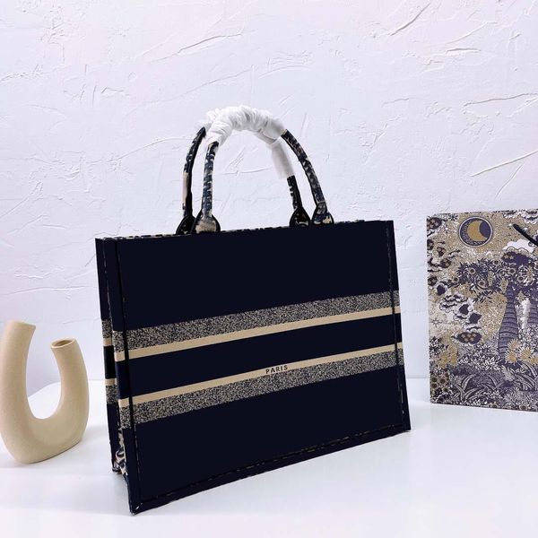 large 42cm evening bags causal totes designer woman ladies luxury bag tote retro embroidery craft hand purse shopping shoulder handbag sacoc
large 42cm evening bags causal totes designer woman ladies luxury bag tote retro embroidery craft hand purse shopping shoulder handbag sacoc