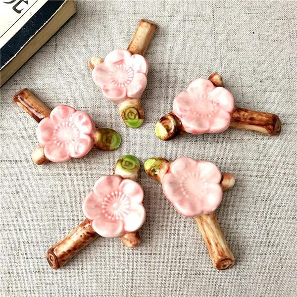 chopsticks 1pcs tableware rests sushi japanese style cherry blossom chopstick rest decorative chop sticks holder rackceramic
chopsticks 1pcs tableware rests sushi japanese style cherry blossom chopstick rest decorative chop sticks holder rackceramic