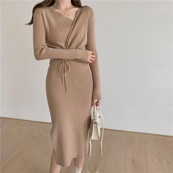casual dresses autumn winter sweater dress female party night draw string v-neck knitted pullover korean style 2021 trend elegant, Black;gray
casual dresses autumn winter sweater dress female party night draw string v-neck knitted pullover korean style 2021 trend elegant, Black;gray