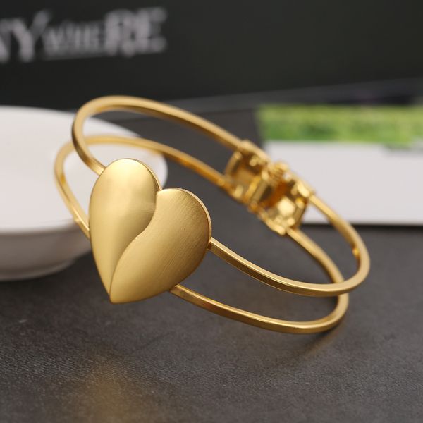 new hand jewelry fashion love style open bracelet color protection drawing accessories for women, Black
new hand jewelry fashion love style open bracelet color protection drawing accessories for women, Black