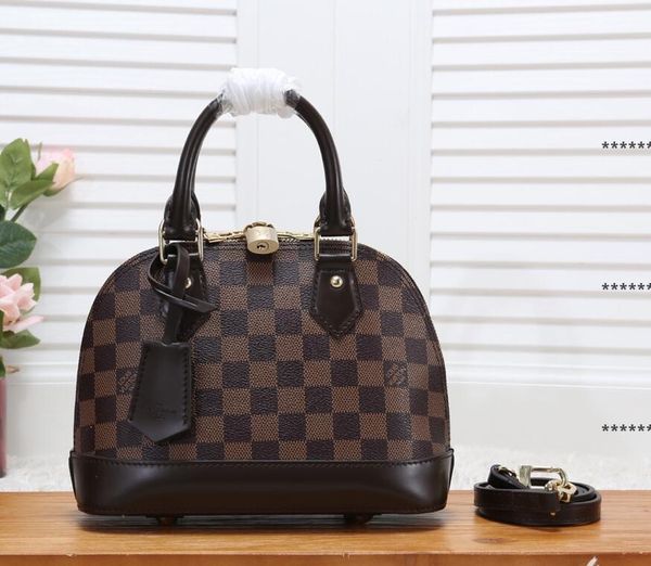 gglvlouis
vittonysl
vutton wholesale fashion shell bags printing walletsaa women designer crossbody messenger ba, Red;black
gglvlouis
vittonysl
vutton wholesale fashion shell bags printing walletsaa women designer crossbody messenger ba, Red;black