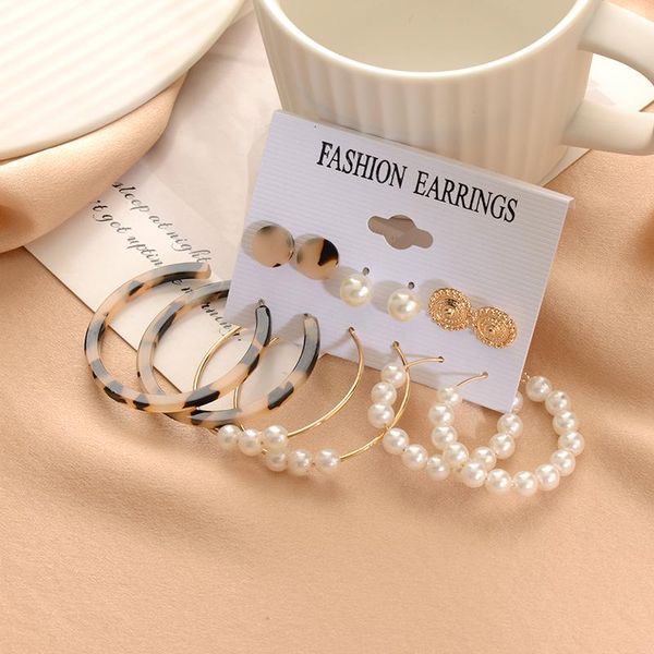 stud 6 pcs packed earrings set style spiral pearl big circle simple alloy sheet ear ring combination conduct, Golden;silver
stud 6 pcs packed earrings set style spiral pearl big circle simple alloy sheet ear ring combination conduct, Golden;silver