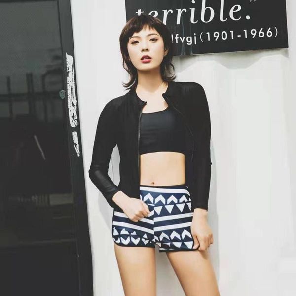 one-piece suits three piece swimsuit for women long sleeve coat vest sport with shorts swimwear girls
one-piece suits three piece swimsuit for women long sleeve coat vest sport with shorts swimwear girls