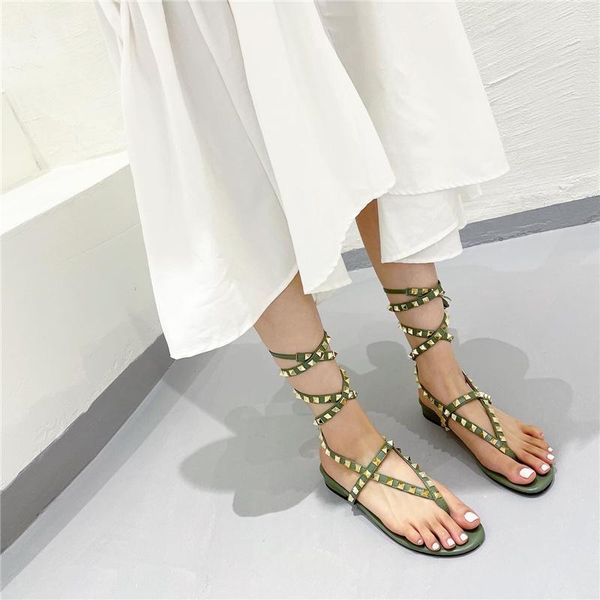 fashion green sandals design rivet low heel ladies comfortable square flat cross strap ankle gladiator, Black
fashion green sandals design rivet low heel ladies comfortable square flat cross strap ankle gladiator, Black