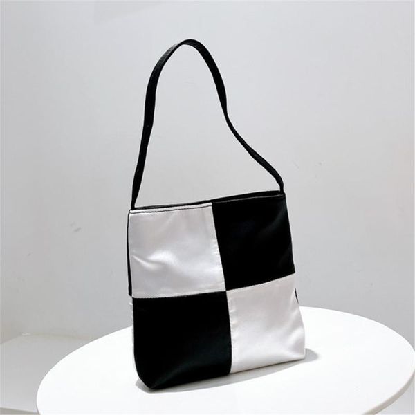 evening bags 2021 simple design contrasting color women handbags retro stitching nylon underarm bag fashion portable ladies shoulder
evening bags 2021 simple design contrasting color women handbags retro stitching nylon underarm bag fashion portable ladies shoulder