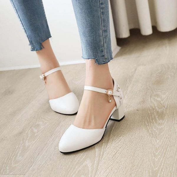big size 34-44 summer women solid pointed toe cover heel square sandals 3 colors, Black
big size 34-44 summer women solid pointed toe cover heel square sandals 3 colors, Black