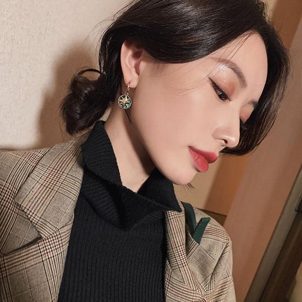 stud vintage golden drop earrings statement geometric gold for women female irregular dangle trendy jewelry, Golden;silver
stud vintage golden drop earrings statement geometric gold for women female irregular dangle trendy jewelry, Golden;silver