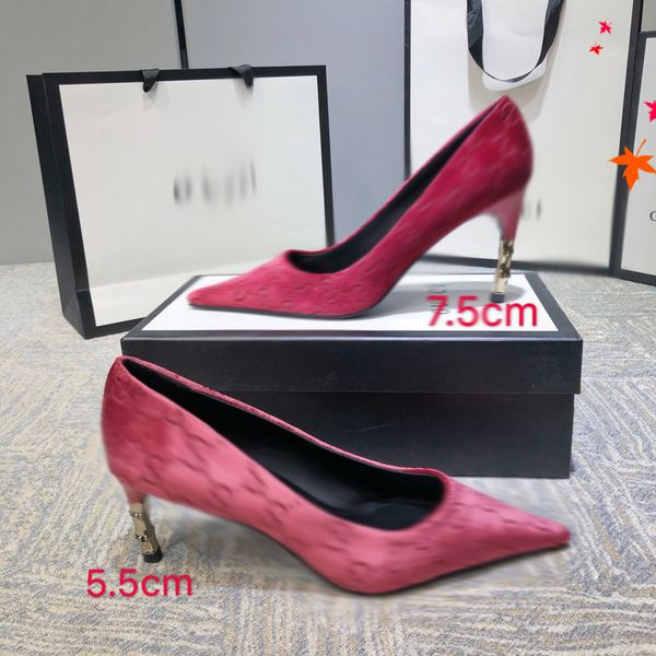 2021 good quality fashion women luxurys designers shoes designer sandals womens luxury high heels sandal dress shoess with box size 35-41 -k, Black
2021 good quality fashion women luxurys designers shoes designer sandals womens luxury high heels sandal dress shoess with box size 35-41 -k, Black