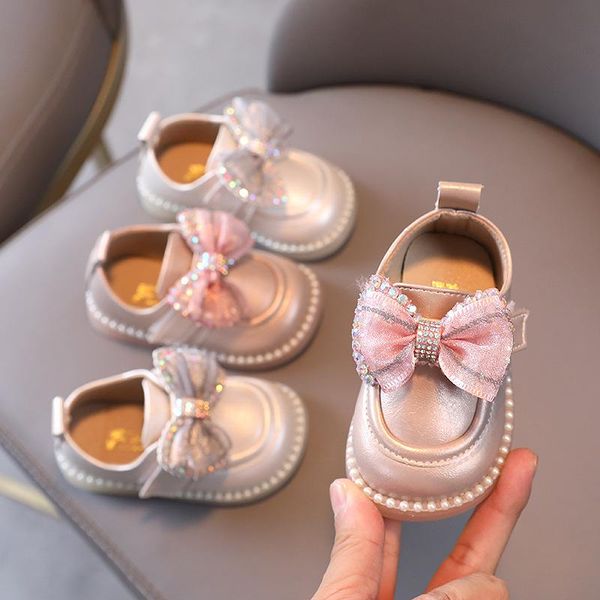 first walkers autumn girls casual leather shoes bow princess toddler children
first walkers autumn girls casual leather shoes bow princess toddler children