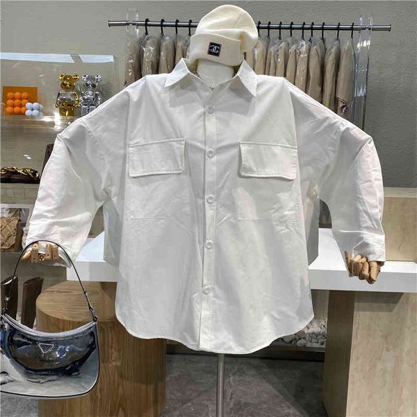 blouses niche design literary temperament and artistic loose leisure youth double age reduction lapel pocket, White
blouses niche design literary temperament and artistic loose leisure youth double age reduction lapel pocket, White