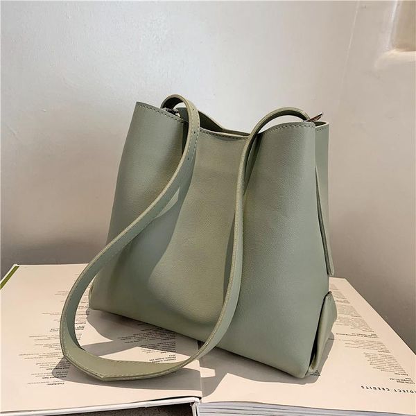 evening bags leather bucket shoulder crossbody bag for women 2021 simple trendy solid color handbag travel large capacity messenger
evening bags leather bucket shoulder crossbody bag for women 2021 simple trendy solid color handbag travel large capacity messenger