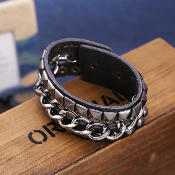 charm bracelets punk leather bracelet metal chain cowhide willow nails hand accessories couple gifts fashion, Golden;silver
charm bracelets punk leather bracelet metal chain cowhide willow nails hand accessories couple gifts fashion, Golden;silver