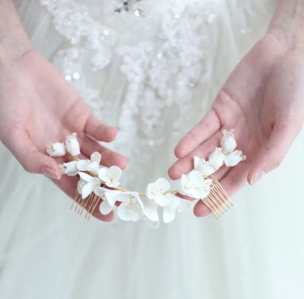 hair clips & barrettes white porcelain flower wedding crown comb elegant bridal long combs accessories handmade jewelry, Golden;silver
hair clips & barrettes white porcelain flower wedding crown comb elegant bridal long combs accessories handmade jewelry, Golden;silver