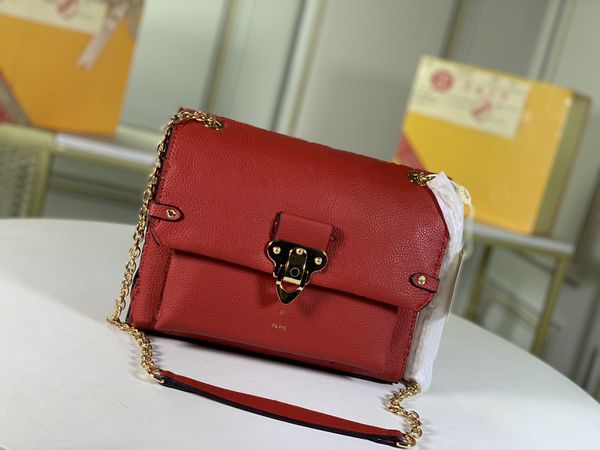 2021 fashion designers women handbags luxurys lady shoulder bags leather messenger bag classic flowers crossbody purses chains plaid totes m
2021 fashion designers women handbags luxurys lady shoulder bags leather messenger bag classic flowers crossbody purses chains plaid totes m