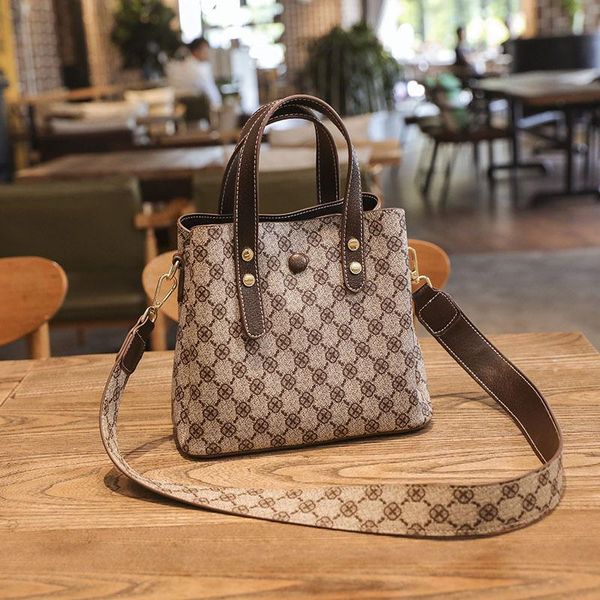 evening bags crossbody bucket casual totes plaid mahjong designer faux leather handbags shoulder bag for women 2021
evening bags crossbody bucket casual totes plaid mahjong designer faux leather handbags shoulder bag for women 2021