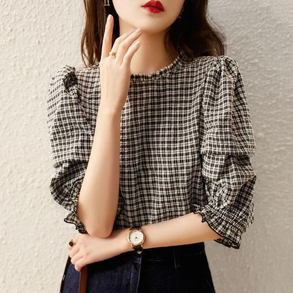 women's t-shirt 2021 spring and summer korean fashion all-match thin black white plaid bottoming shirt western style five-point sleeve
women's t-shirt 2021 spring and summer korean fashion all-match thin black white plaid bottoming shirt western style five-point sleeve
