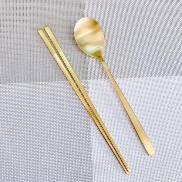 chopsticks stainless steel korean spoon set flat brushed solid gold-plated tableware
chopsticks stainless steel korean spoon set flat brushed solid gold-plated tableware