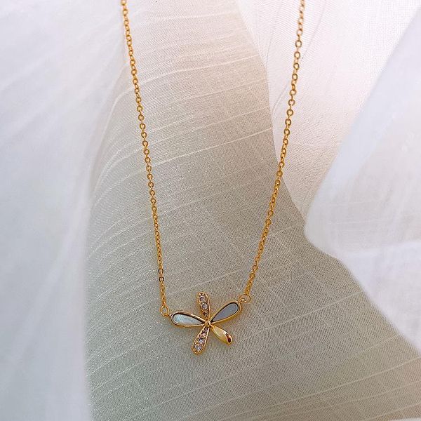 pendant necklaces simple and temperament small daisy necklace for women korean fashion jewelry pendants accessories, Silver
pendant necklaces simple and temperament small daisy necklace for women korean fashion jewelry pendants accessories, Silver