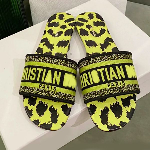 wholesale 2021 d letter embroidered leopard print one line slippers for women luxurysss designersss shoes yw, Black
wholesale 2021 d letter embroidered leopard print one line slippers for women luxurysss designersss shoes yw, Black