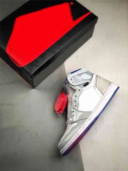 1 high og zooms r2t racer blue white athletic shoes men women fearless black lucky green varsity red with original box
1 high og zooms r2t racer blue white athletic shoes men women fearless black lucky green varsity red with original box